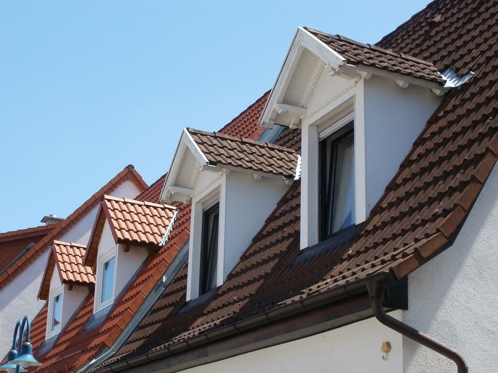 About Queen Roofing Inc.